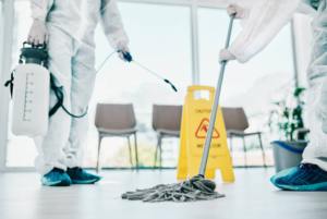 How Emergency Cleaning Services Help Manage Unexpected Messes